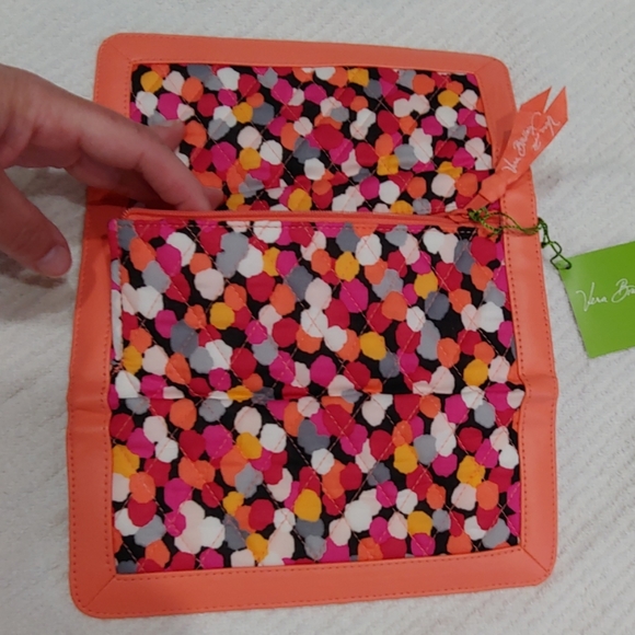 NWT!!! Vera Bradley Pixie Confetti Trifold Wallet! - Picture 7 of 8